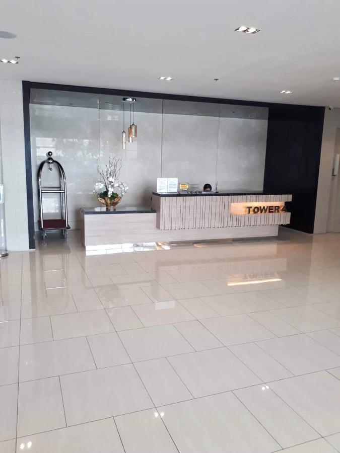 Myrvin At Grass Residences, Qc Manille Extérieur photo